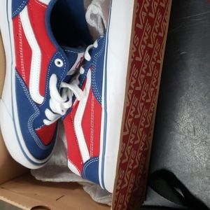 NWOT navy/red Rowan pro van shoes size 9 women or 7.5 for men